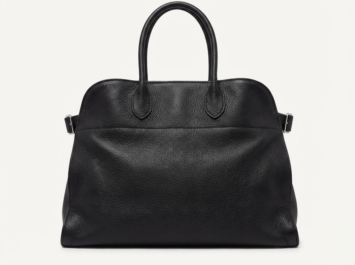 조용한 럭셔리의 정점 더 로우 가방 추천 및 컬렉션 가이드